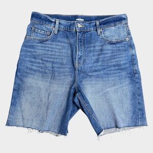 Old Navy size 12 distressed ripped cut off stretch jean Bermuda shorts